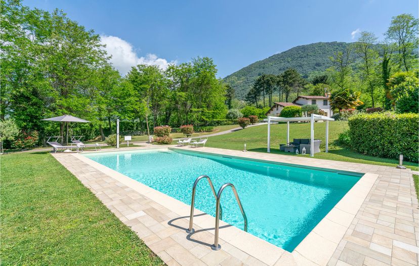 Villa in Italy, Camaiore