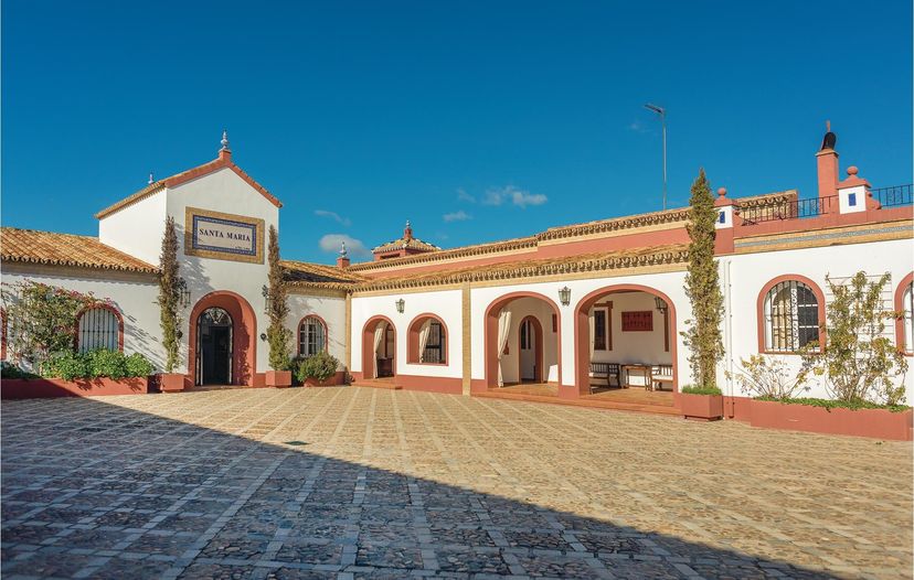 Villa in El Garrobo, Spain