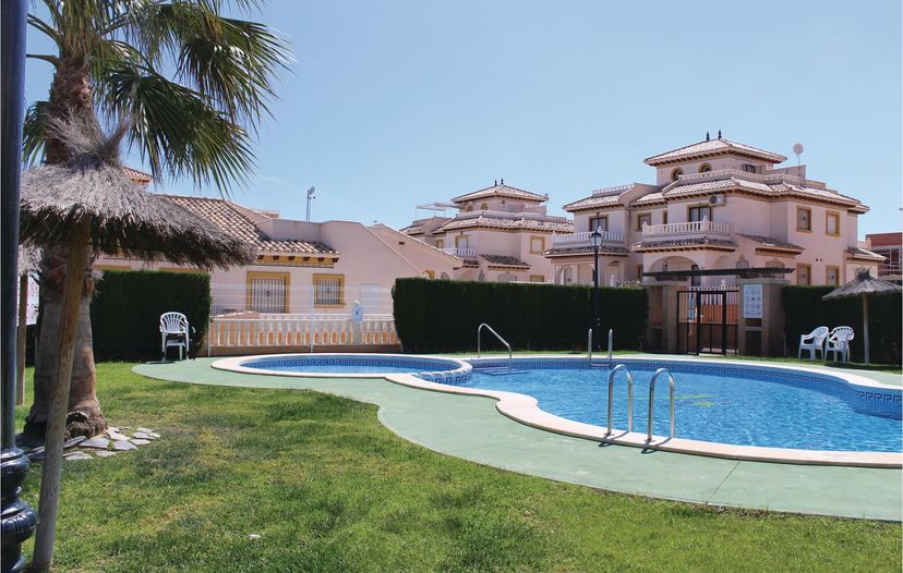 Villa in La Cuerda y Lomas de Cabo Roig, Spain
