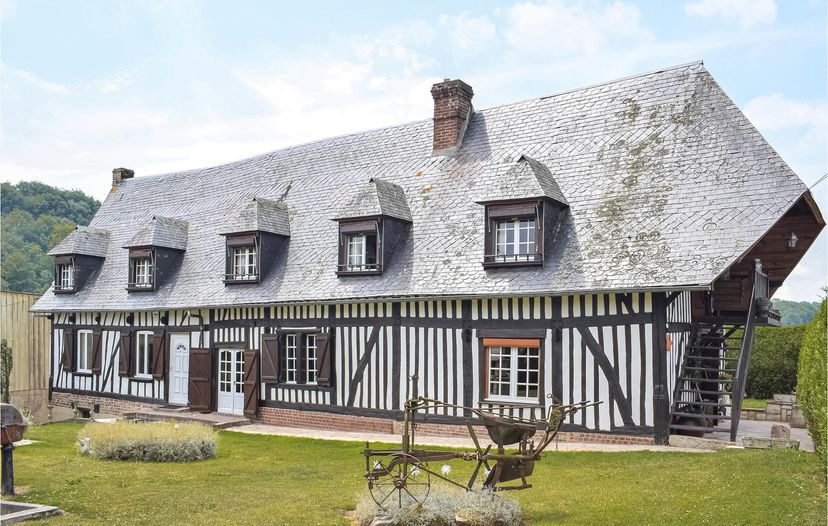 Villa in Marques, France