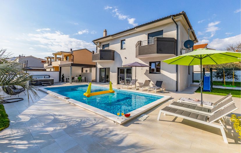 Villa in Croatia, Pula