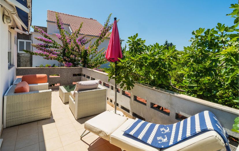 Villa in Sućuraj, Croatia