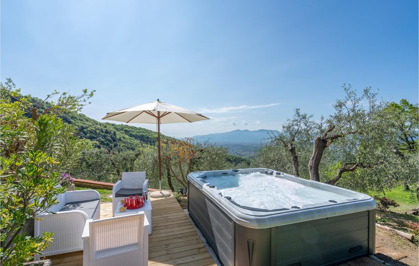 Villa in Lucca, Italy