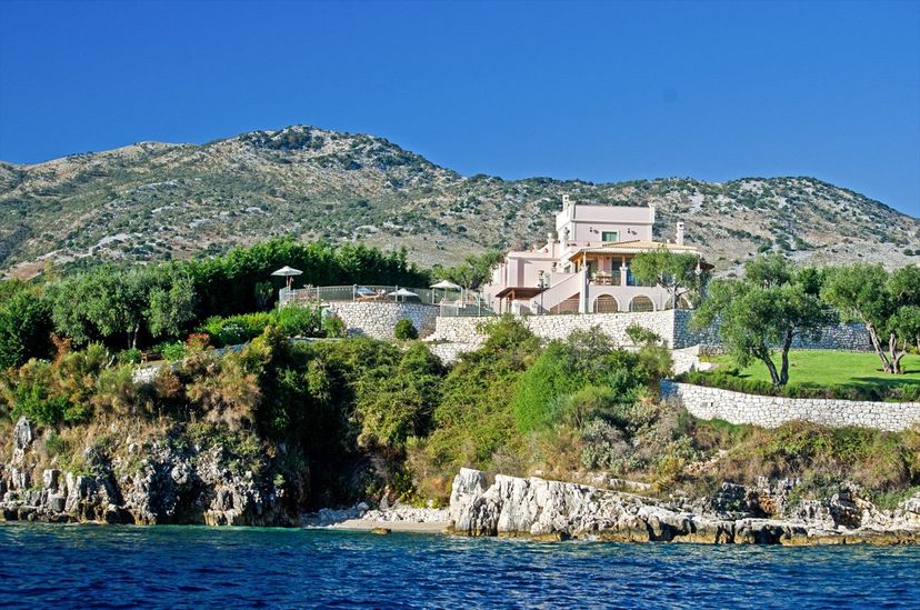 Villa in Kassiopi, Corfu