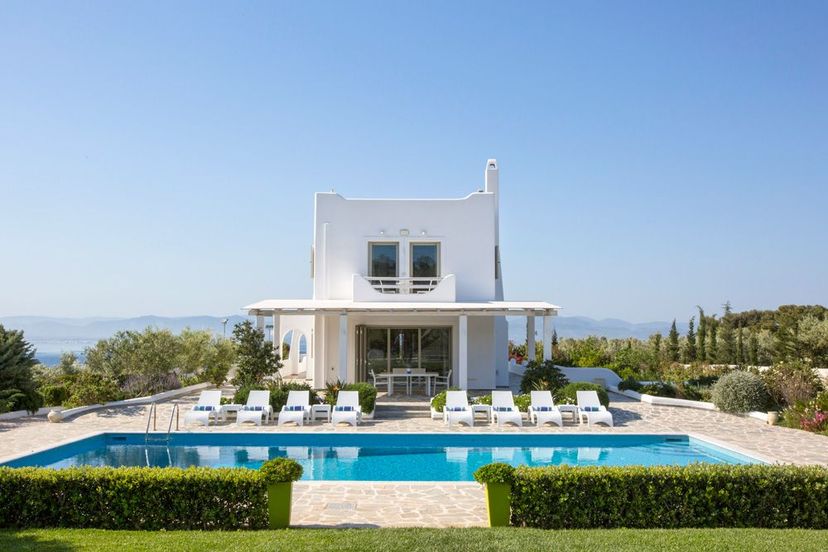 Villa in Loutraki, Greece