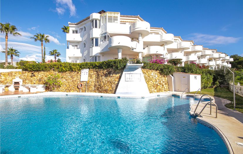 Apartment in Sitio de Calahonda, Spain
