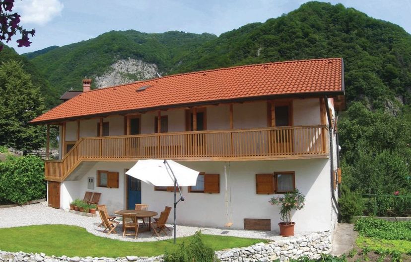 Villa in Poljubinj, Slovenia