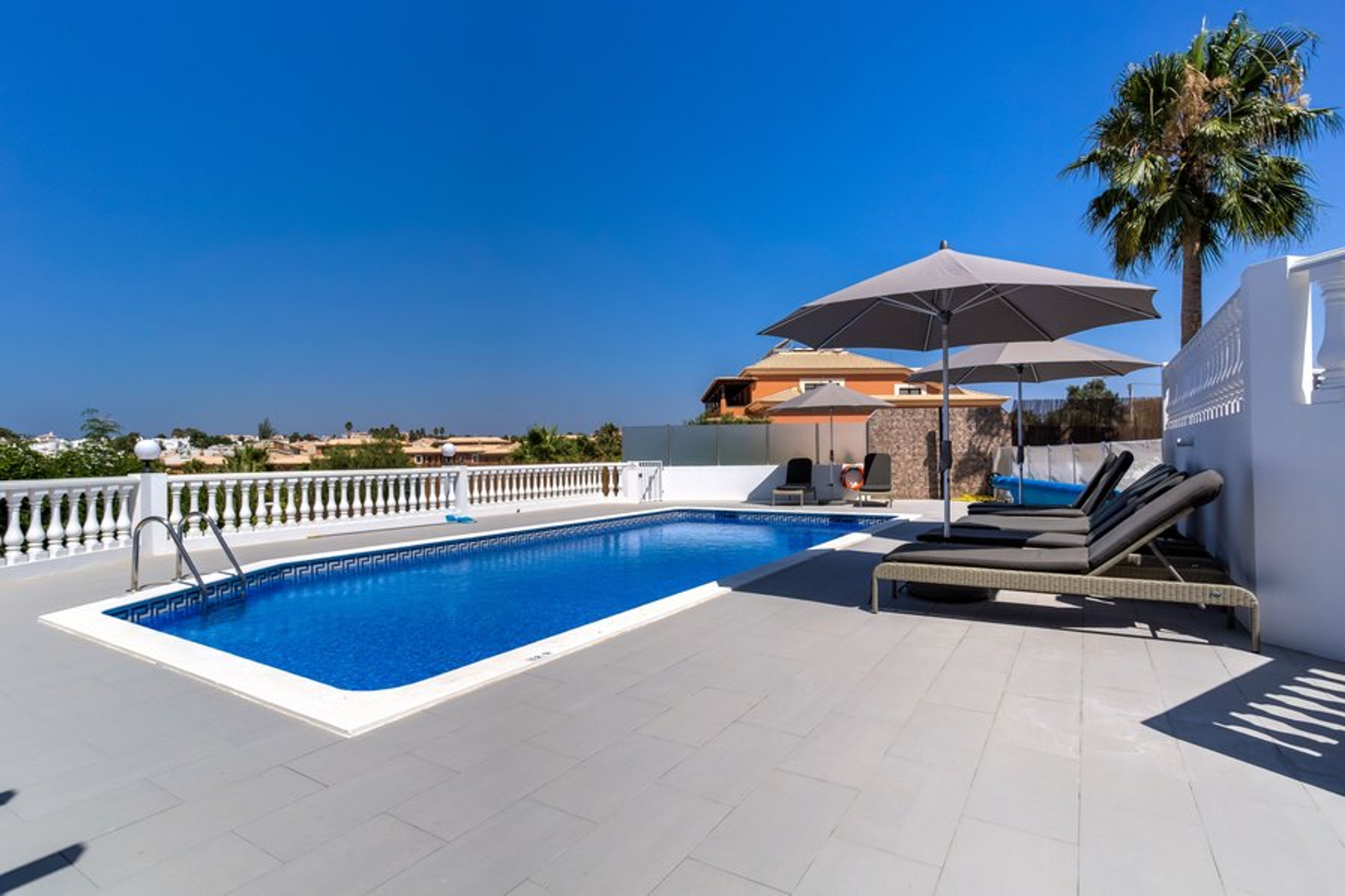 Casa do Sol - 4 bed luxury villa with pool, close to Carvoeiro 