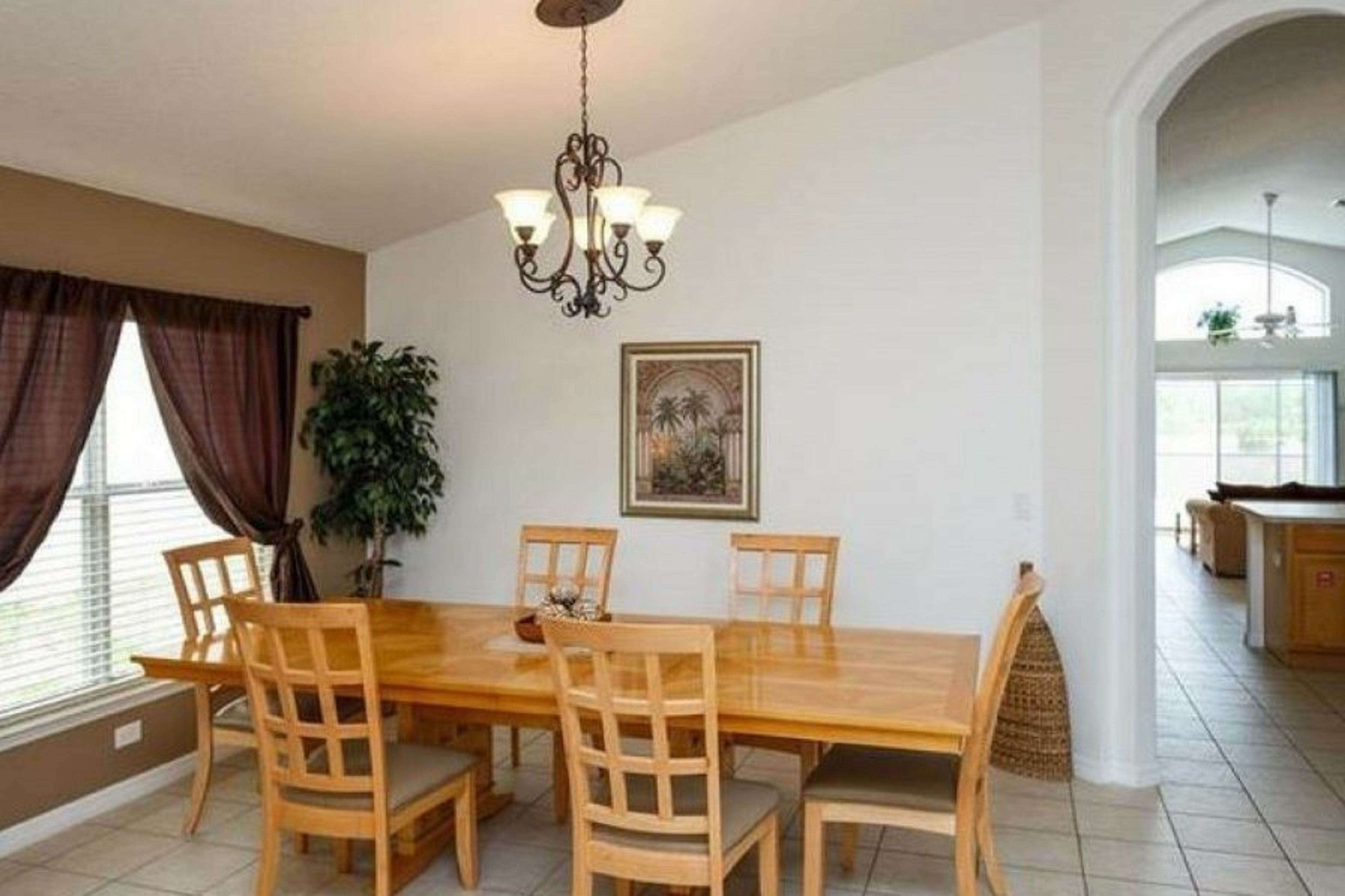 Enjoy family dinner's in the spacious Dining Room.
