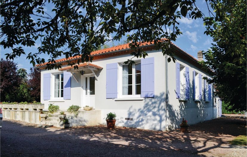 Villa in Bassillac et Auberoche, France