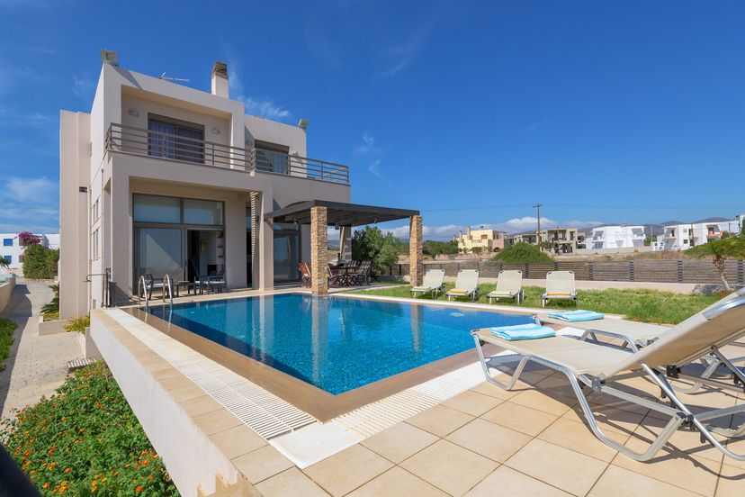 Villa in Greece, Gennadi