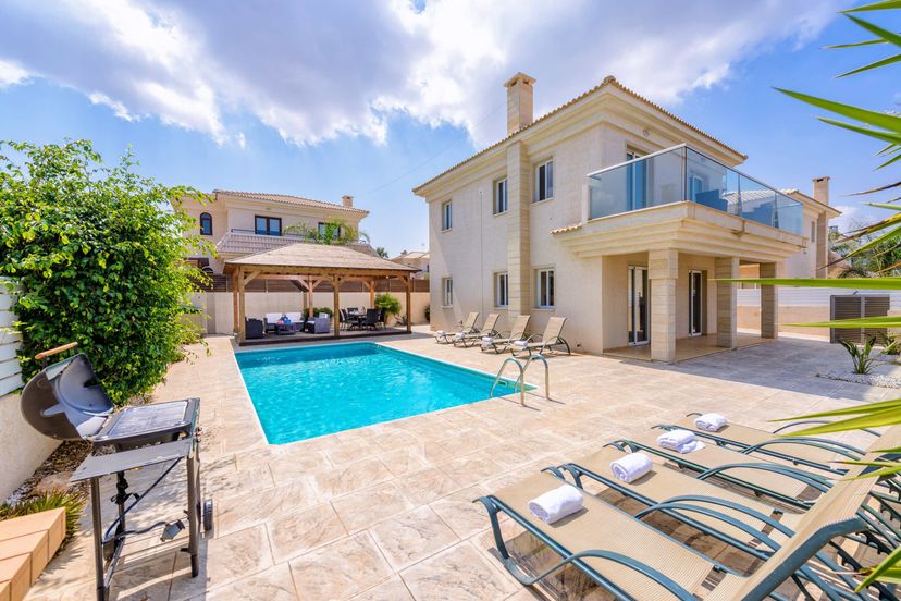 Villa in Paralimni, Cyprus