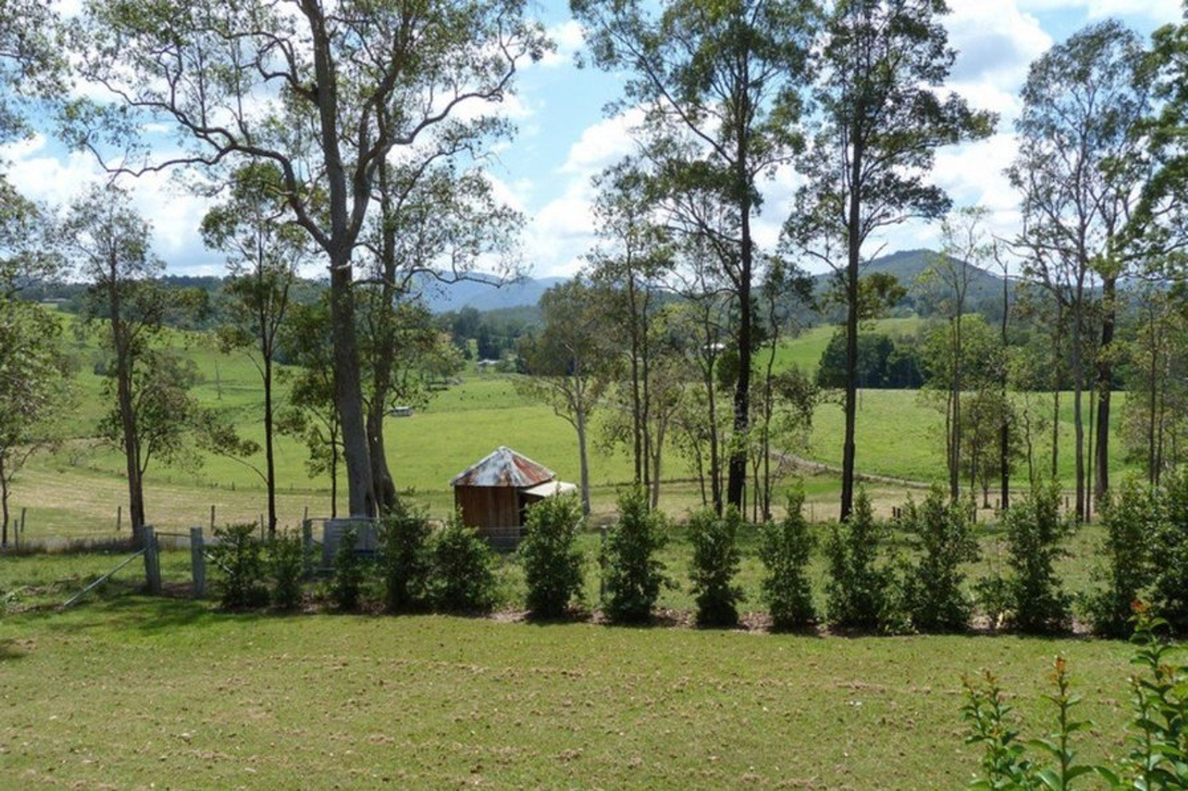 Expansive rural views north east to the Border Ranges.