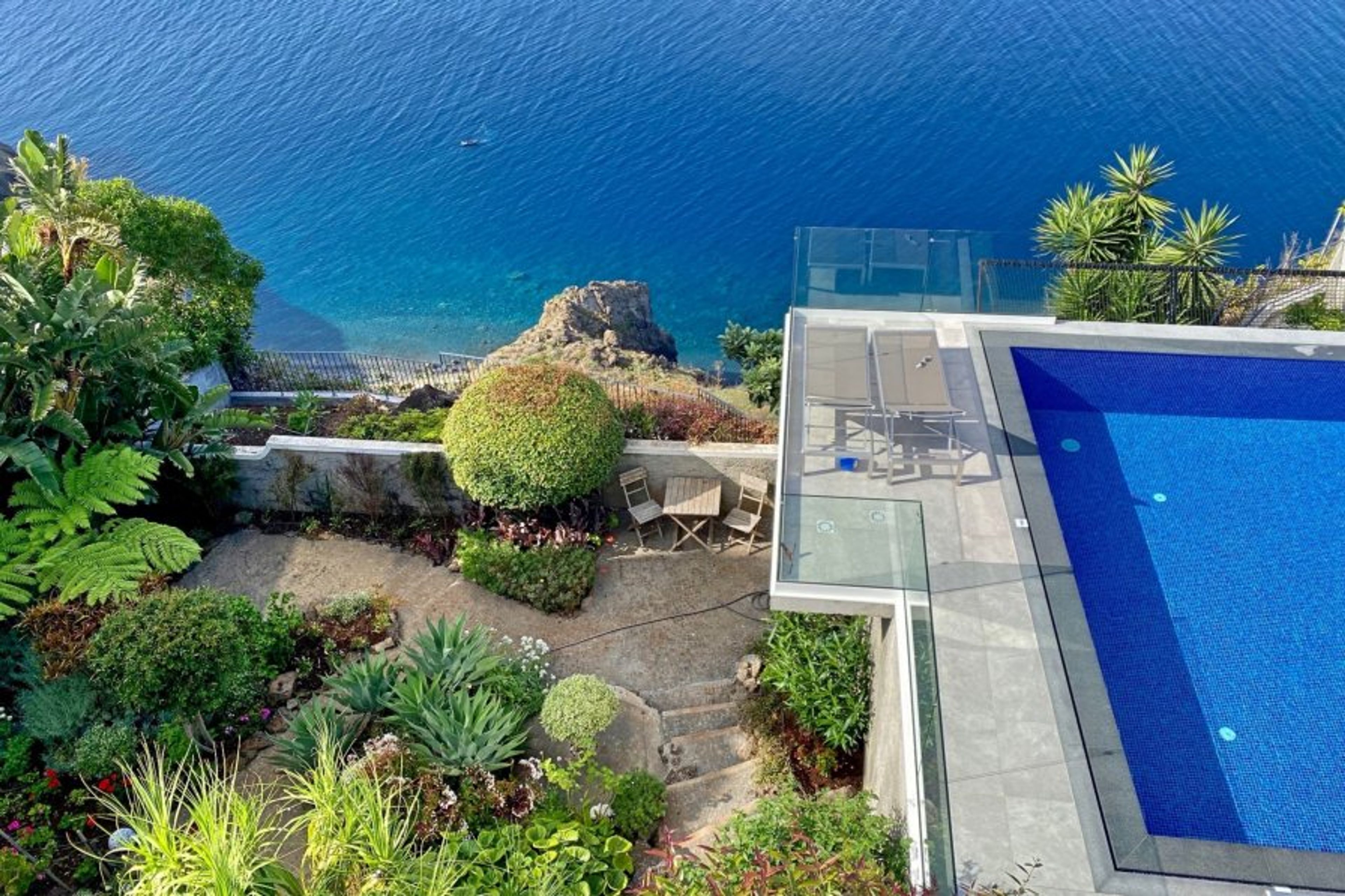 Ourmadeira Villas In Madeira Villa Aquarela Pool And Lower Garden