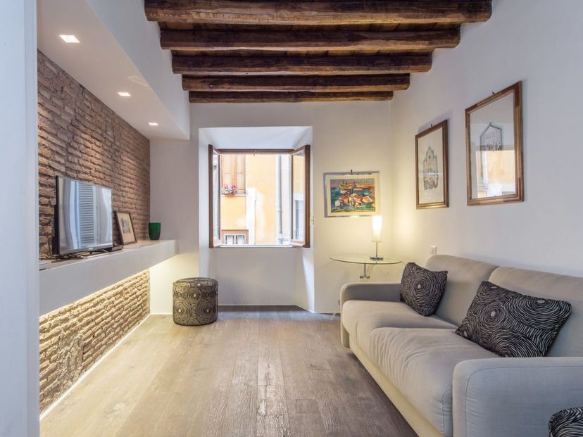 Apartment in Esquilino, Italy