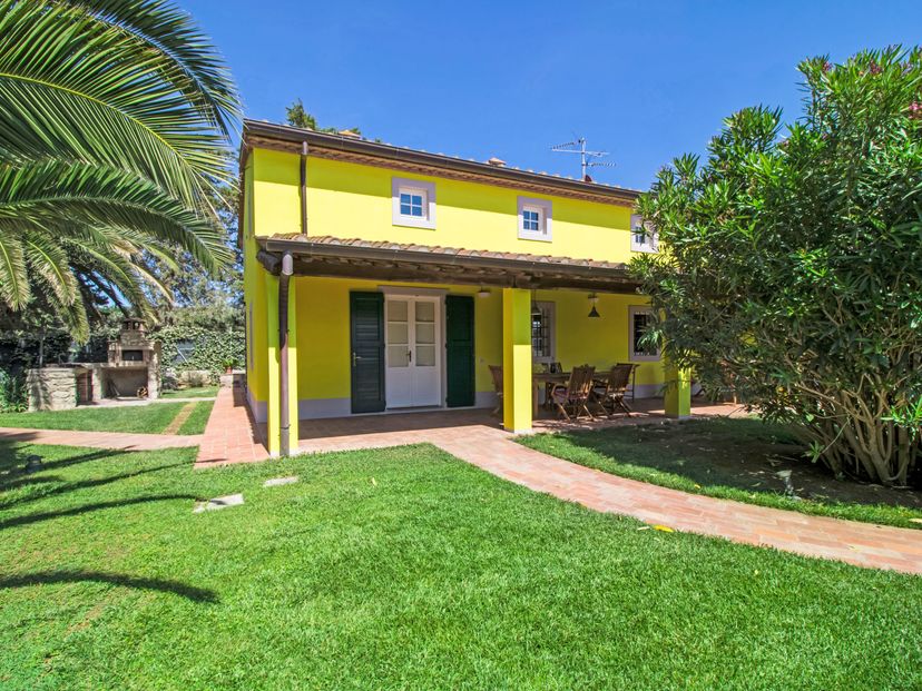 Villa in San Vincenzo, Italy