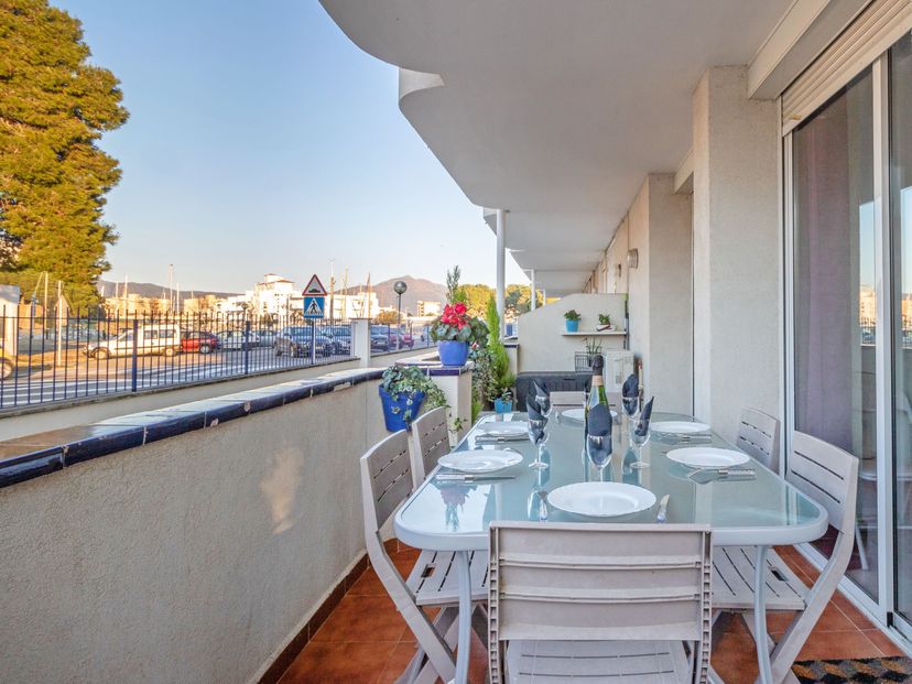 Apartment in Santa Margarida, Spain