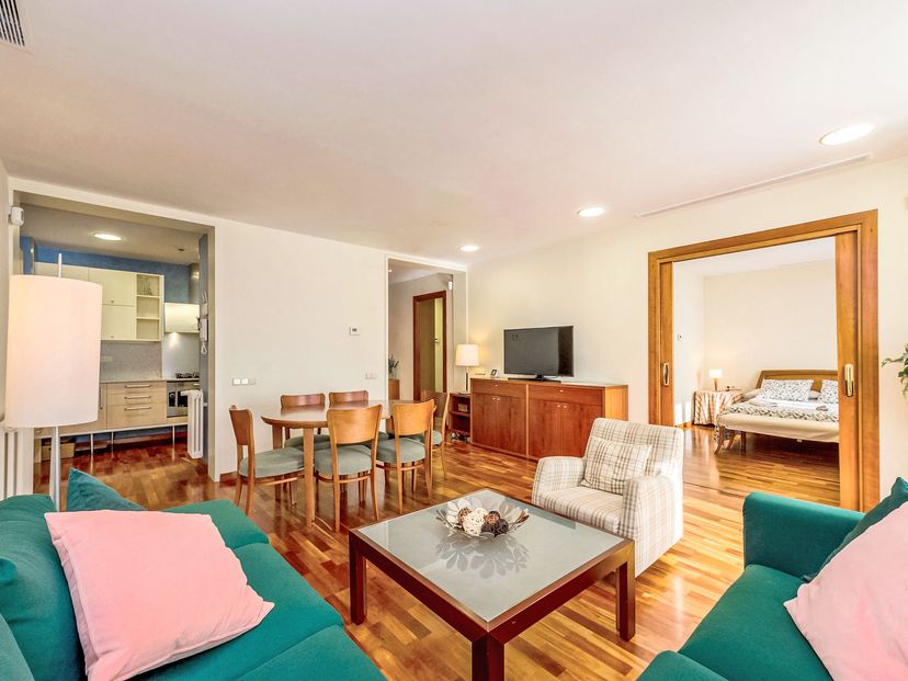 Apartment in Spain, La Dreta De L'Eixample: Inside other