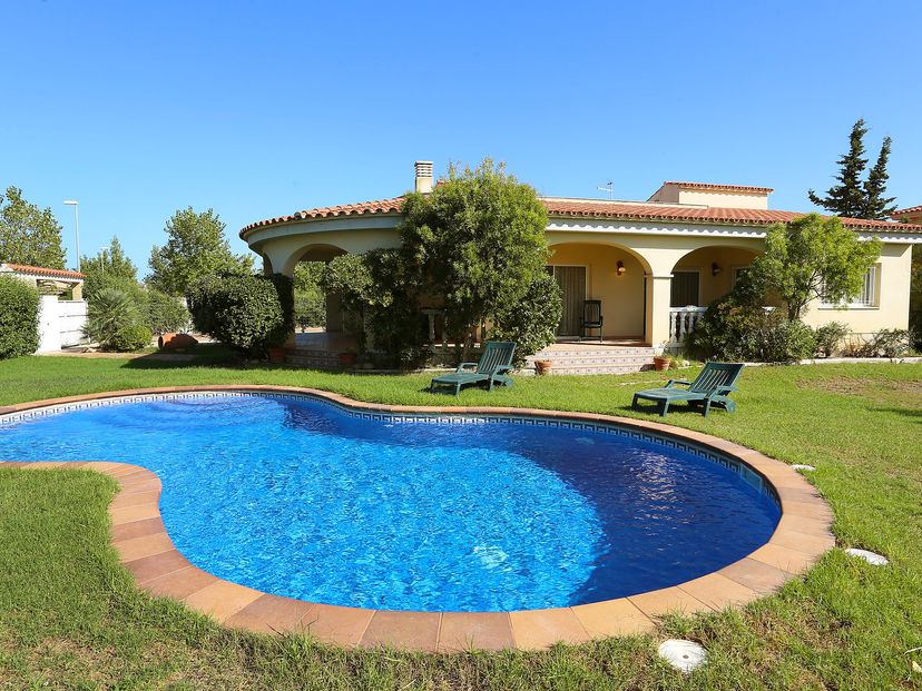Villa in Riumar, Spain