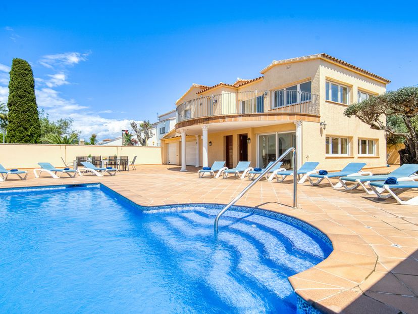 Villa in Empuriabrava, Spain