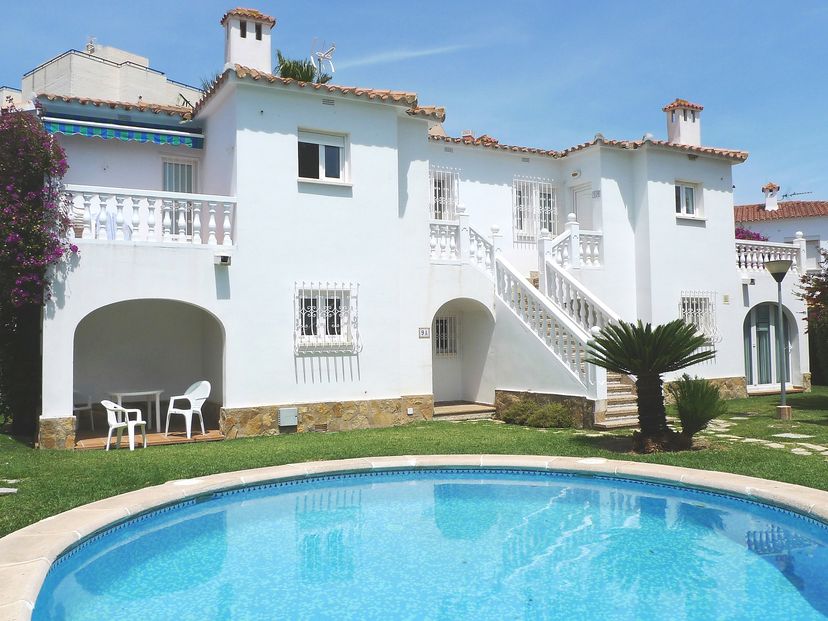 Apartment in Oliva, Spain