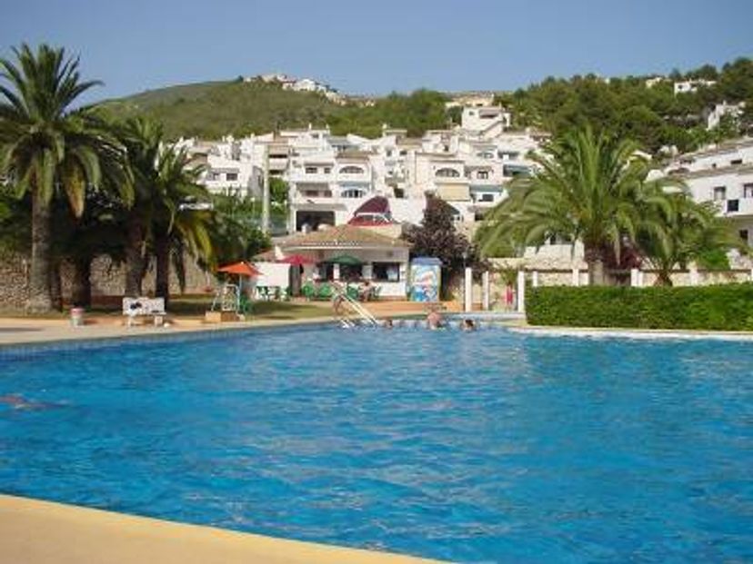 Apartment in Alcasar, Spain: pool