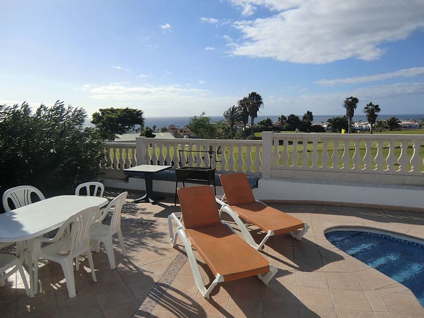 Villa in Amarilla Golf, Tenerife: Wonderful sea views from the pool area