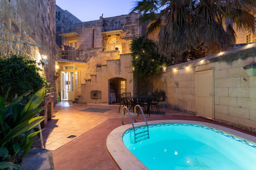 Farm_house in Santa Lucija, Malta