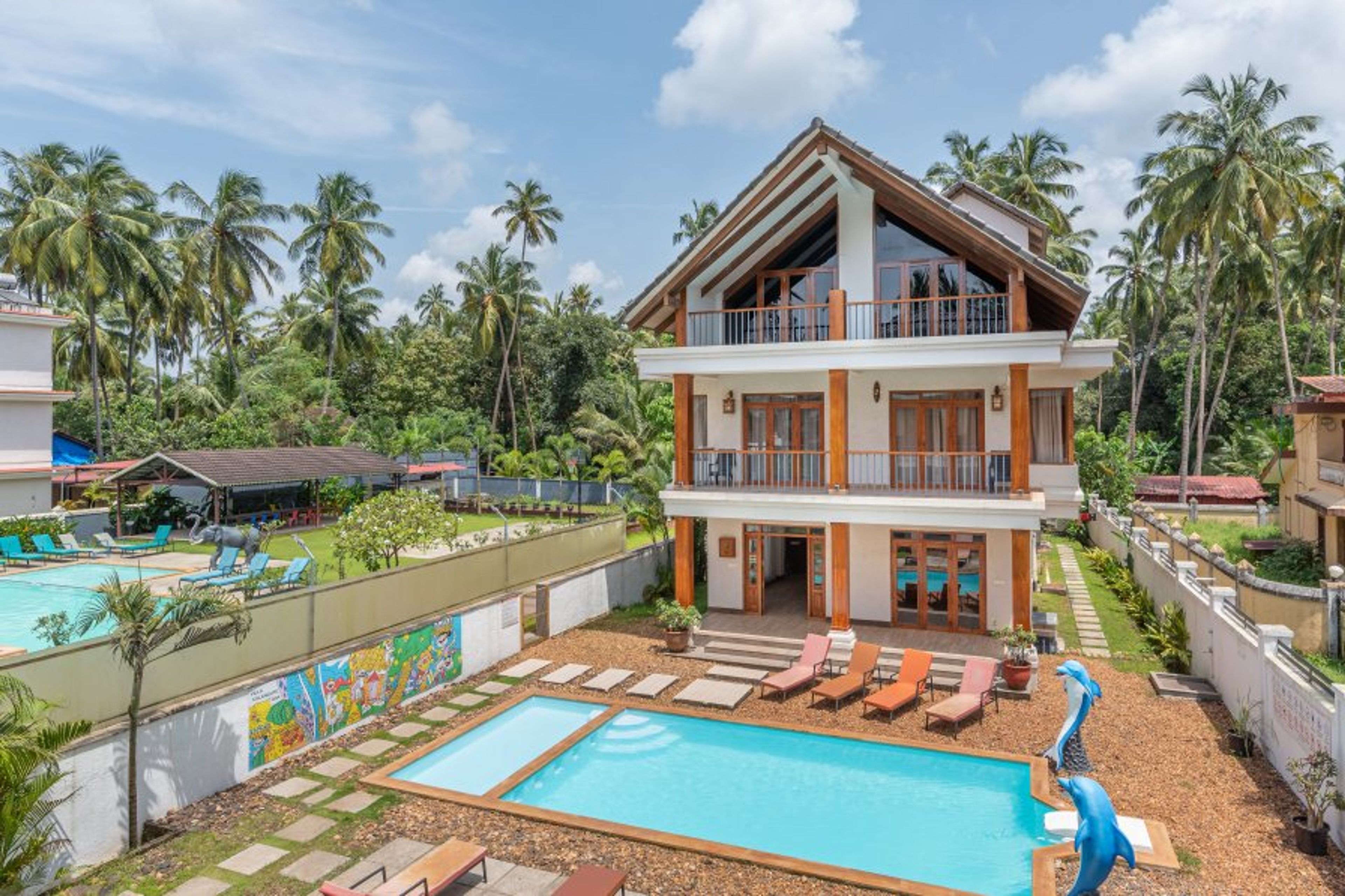Balinese style newly built 4BHK villa available for rent