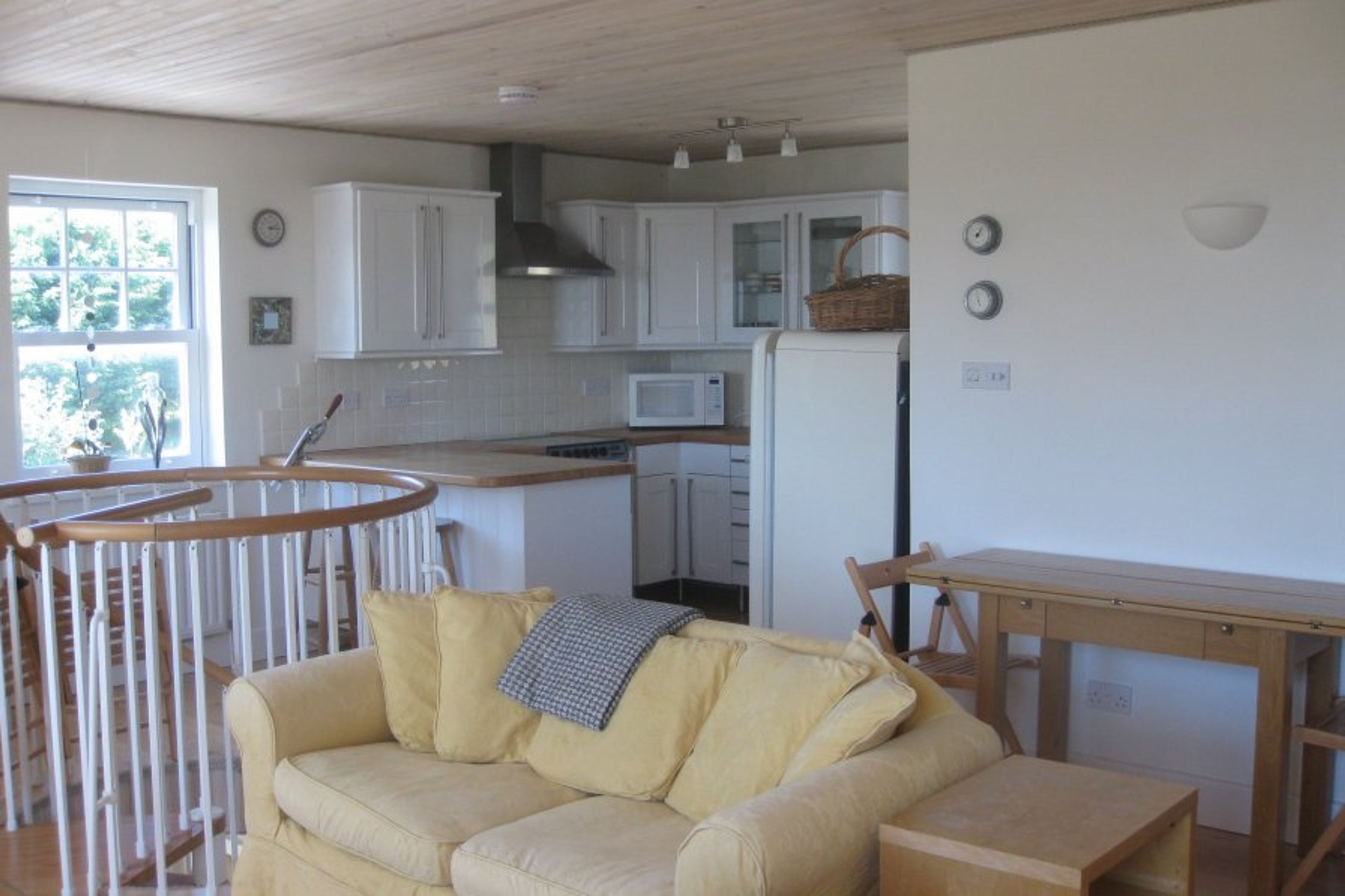 Les Pourciaux Cottage Kitchen 