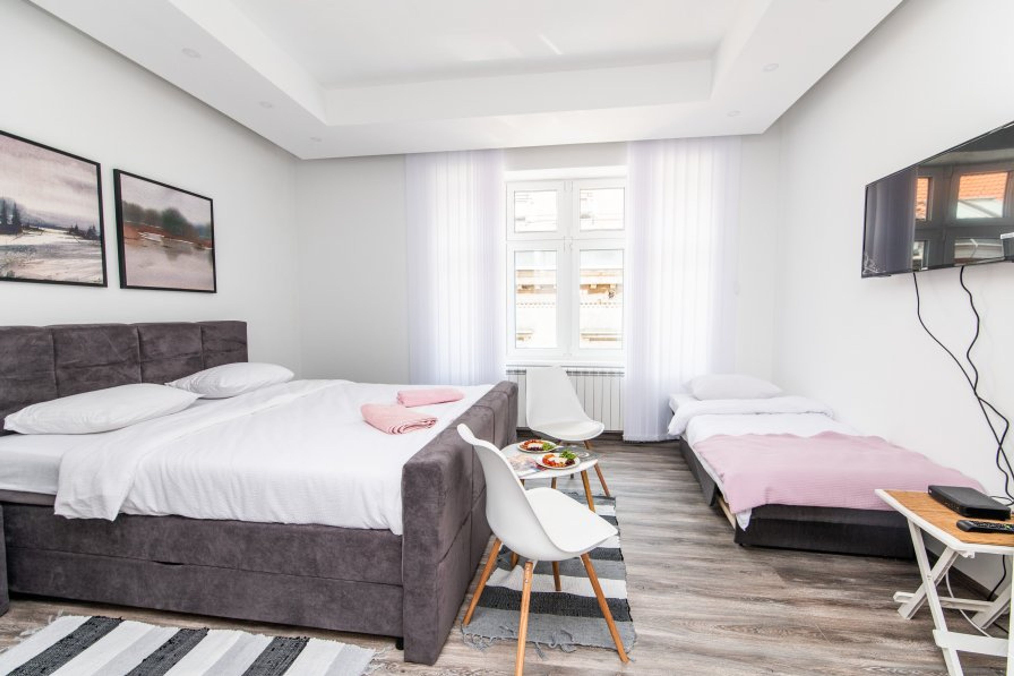 Our spacious studio apartment located in the heart of the city center!
