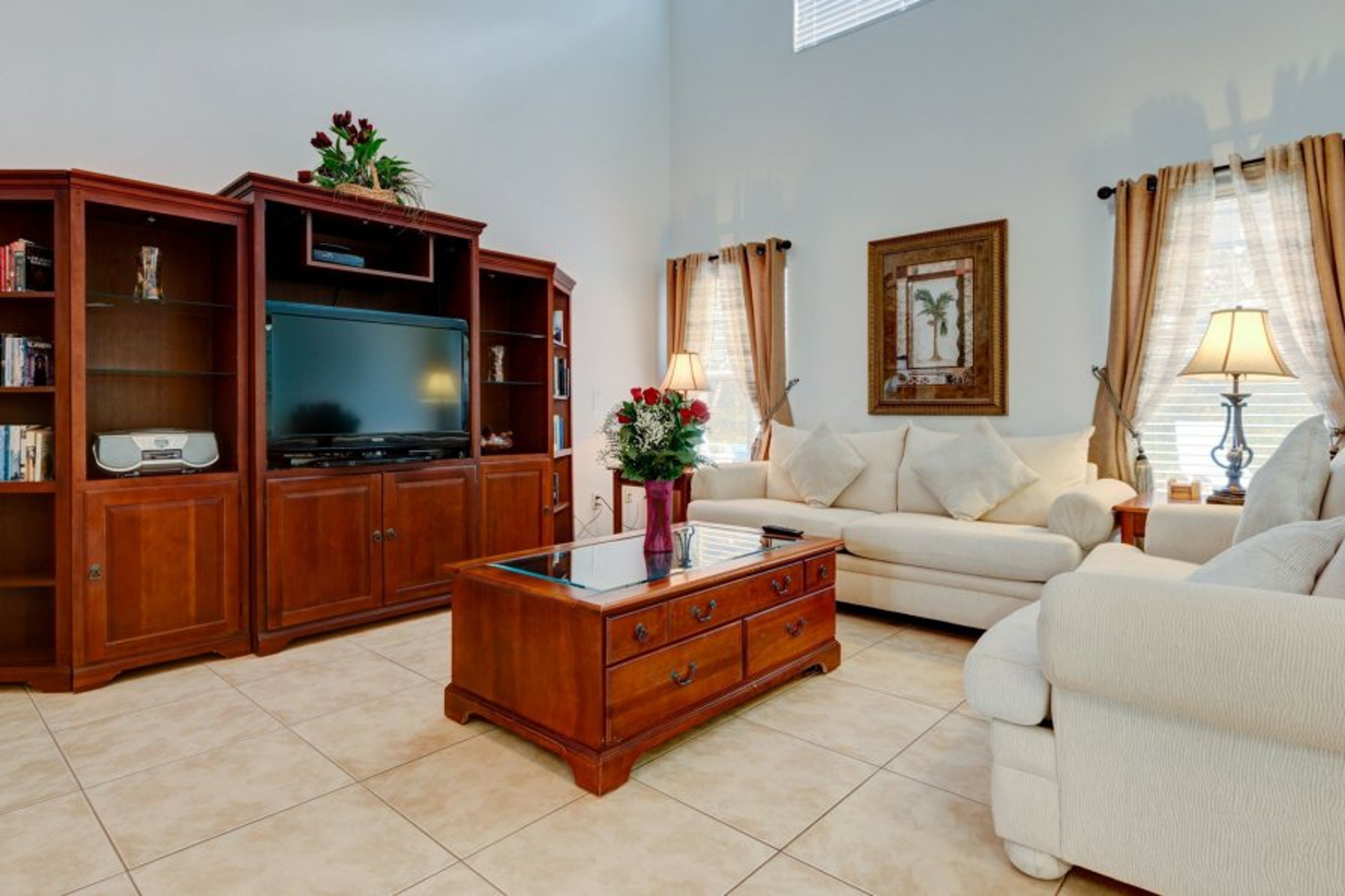 Secret Key Cove Villa TV and family area