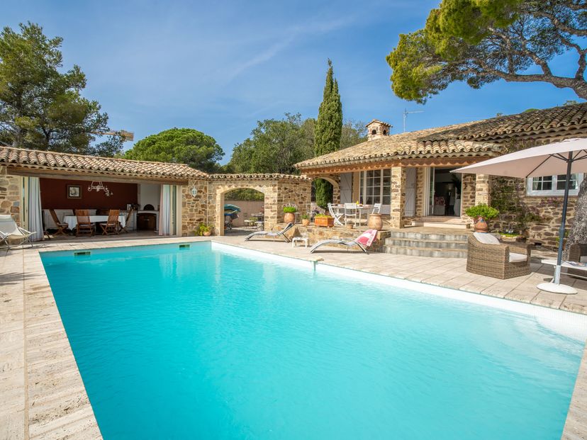 Villa in Roquebrune-sur-Argens, the South of France