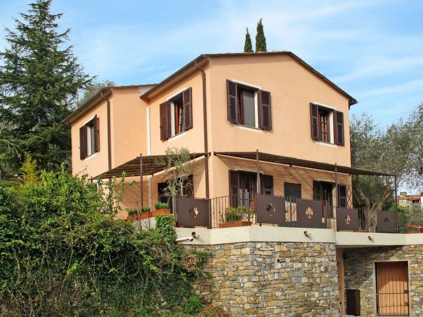 Villa in Boscomare, Italy
