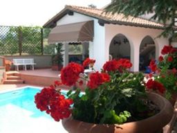 Apartment to rent in Prato Province, Tuscany