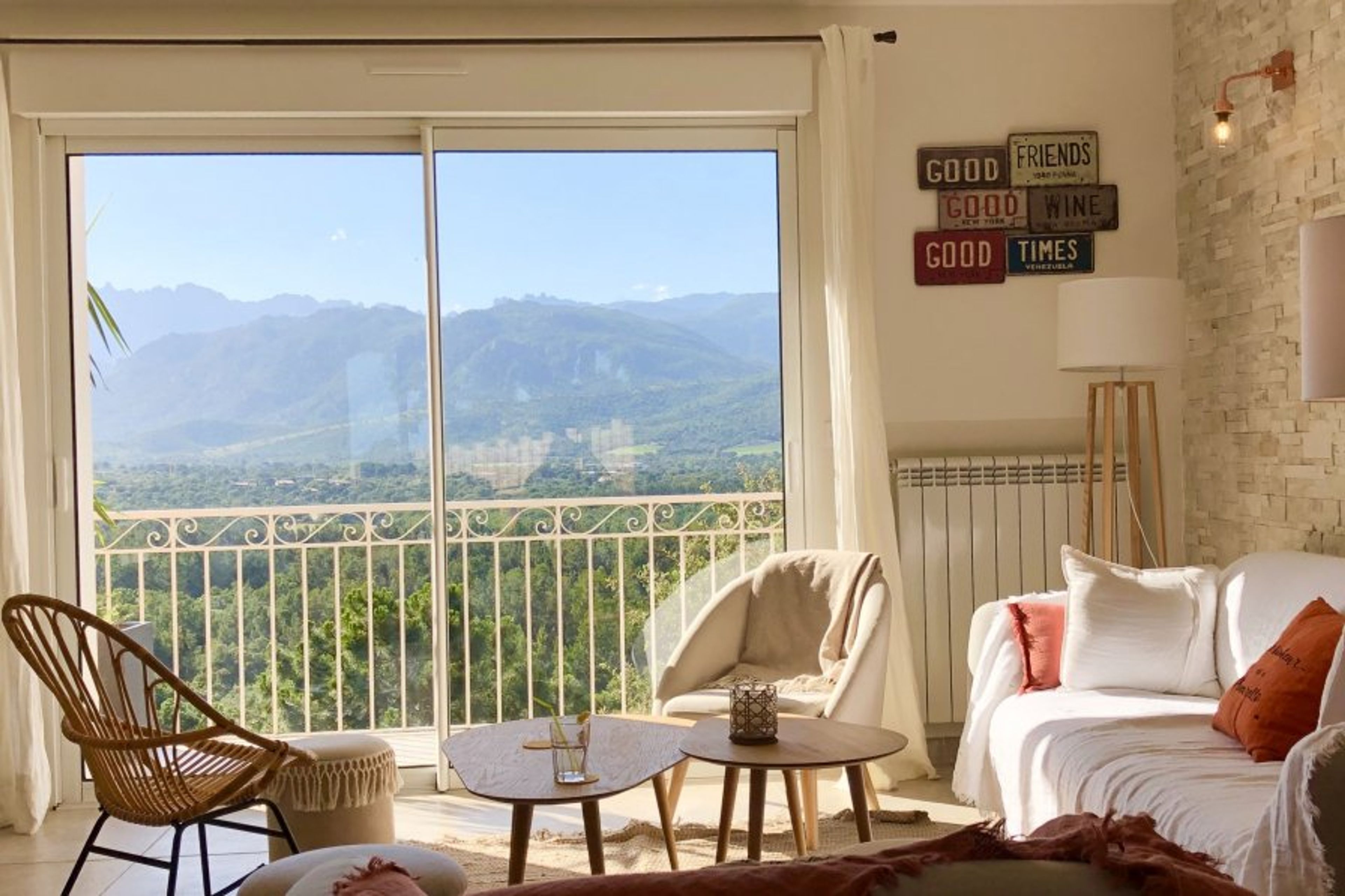 Living room - mountain view