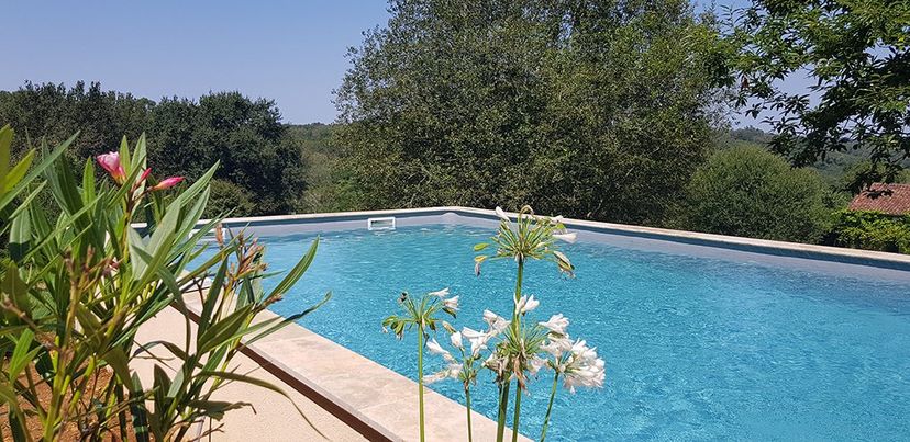 Country_house in Bourrou, France