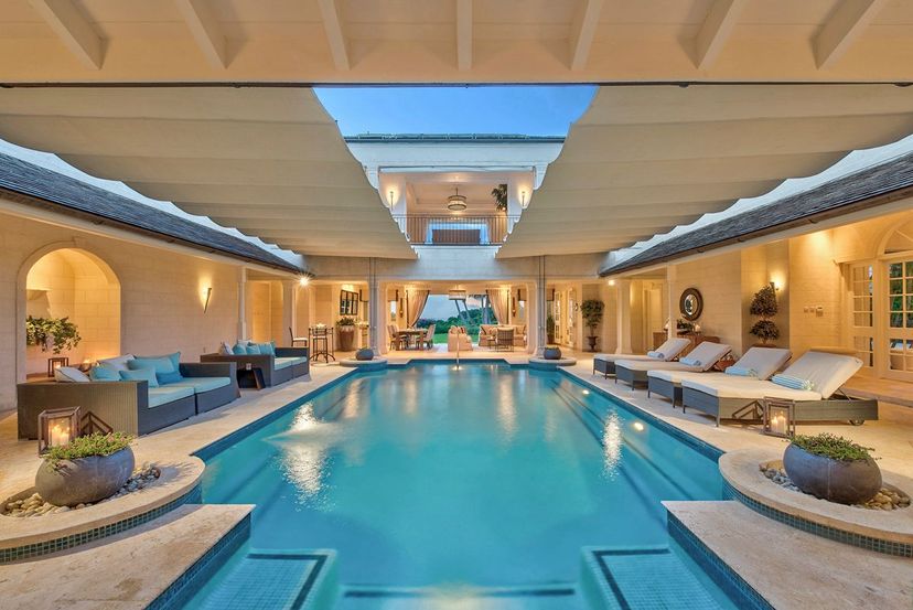 Villa in Holetown, Barbados