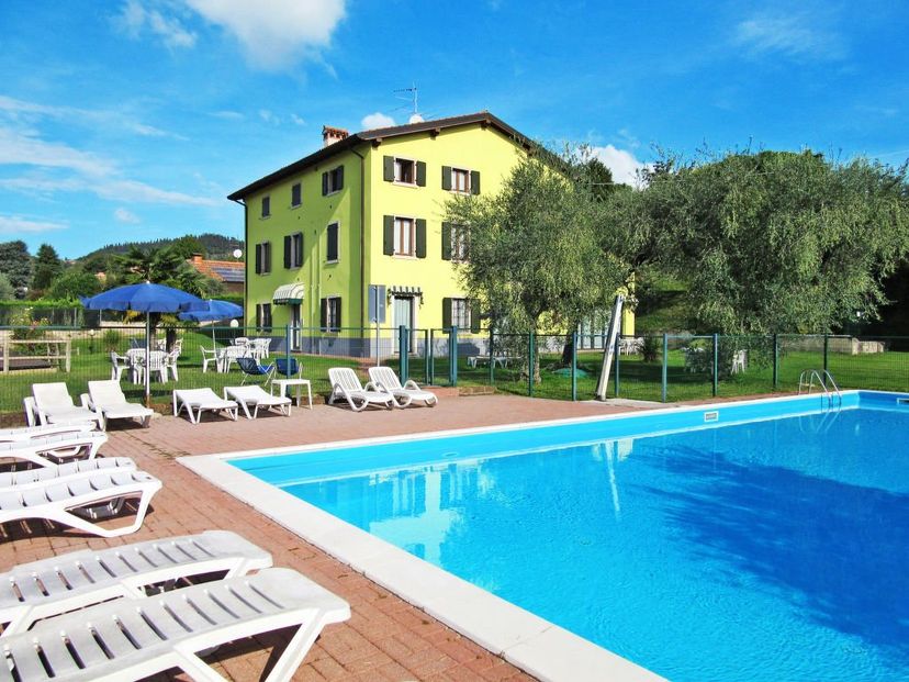 Apartment in Bardolino, Italy