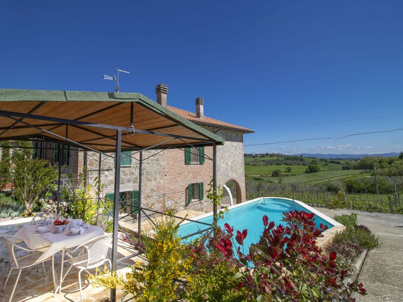 Villa in Vaiano, Italy