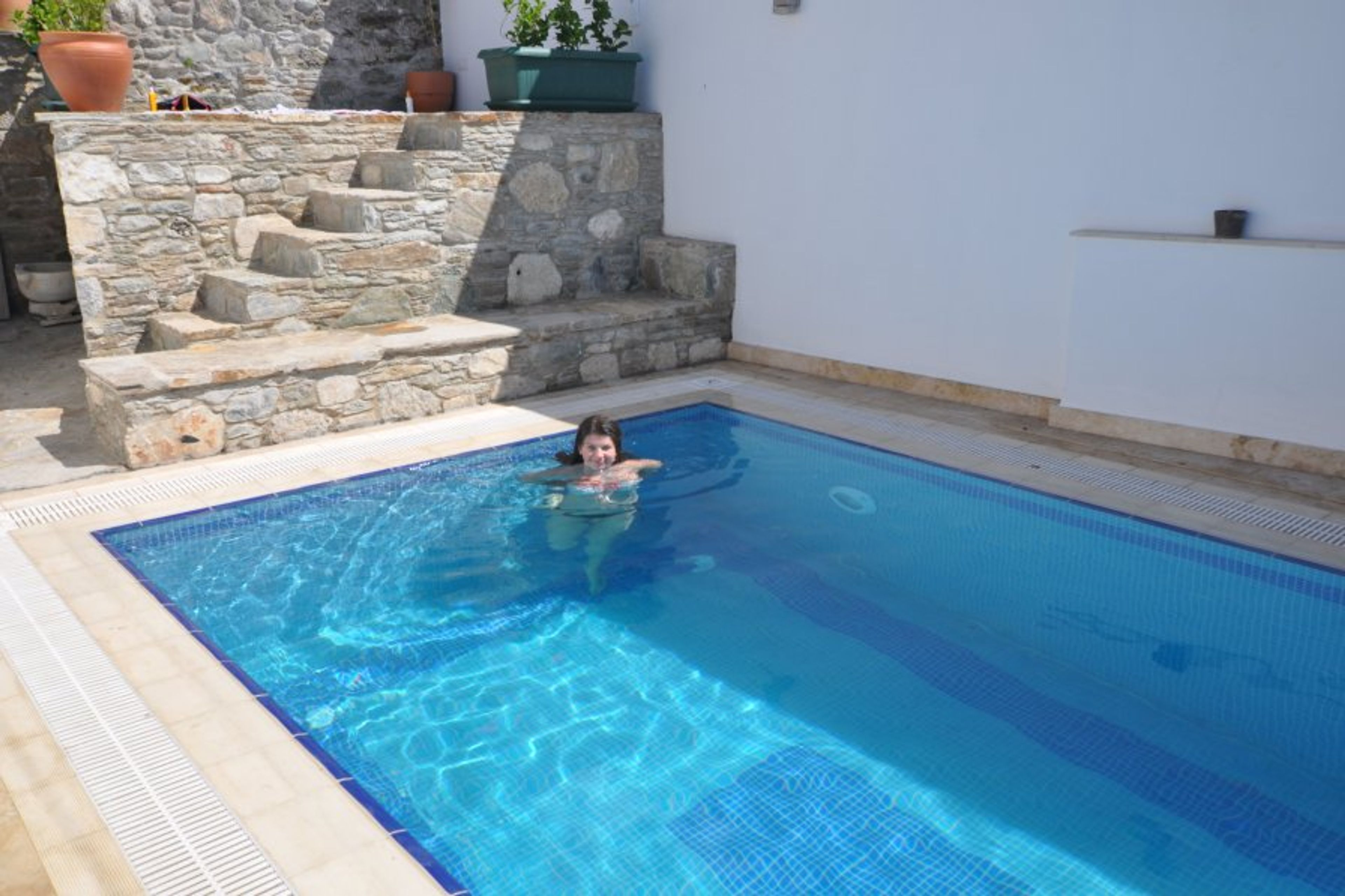 Private swimming pool and sun terrace 