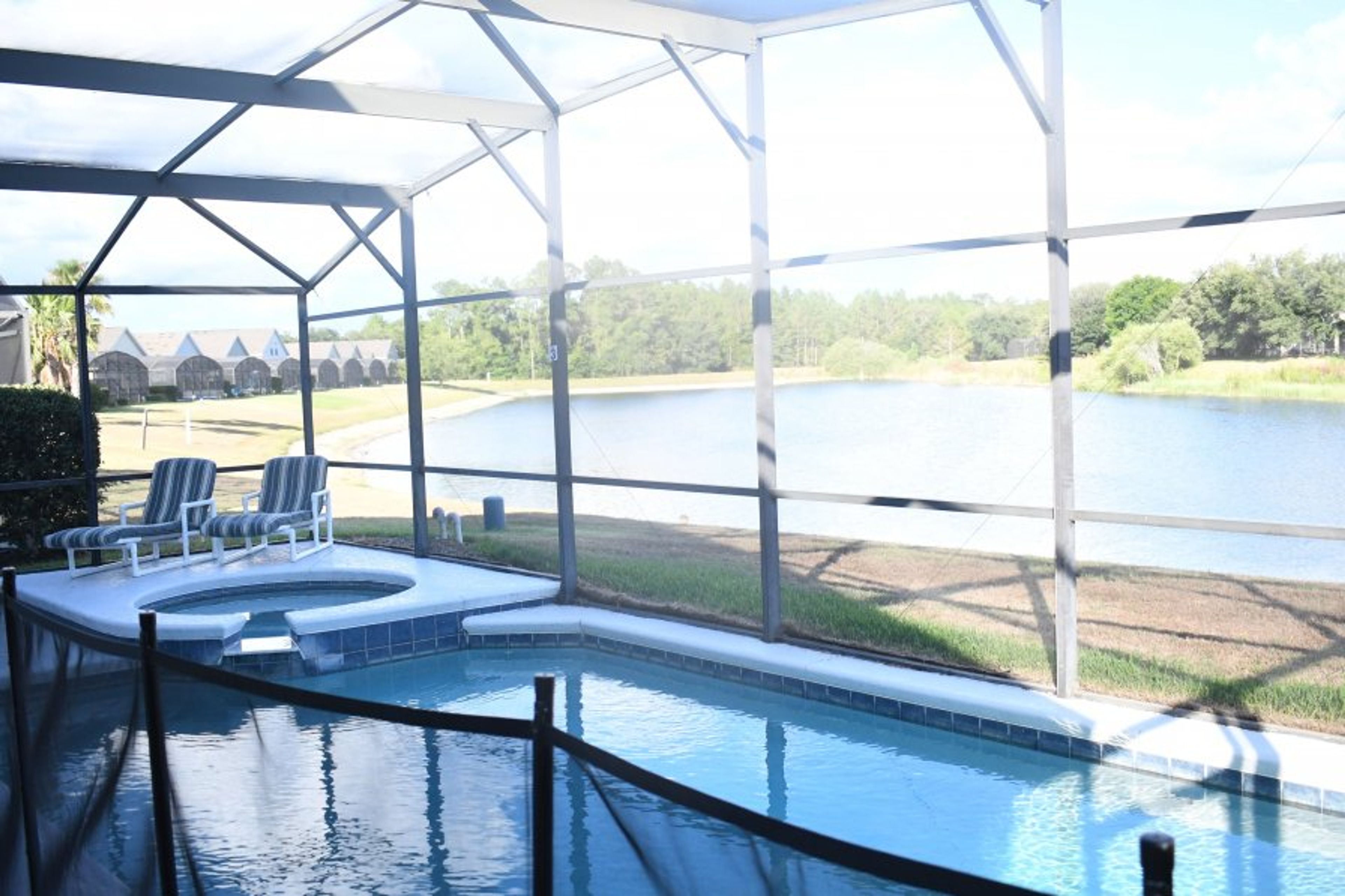 Pool & Spa