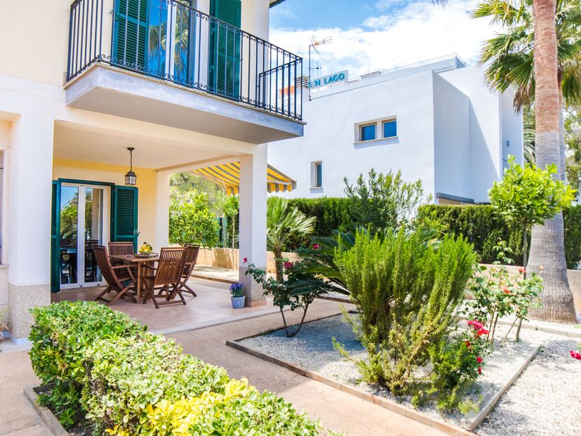 Villa in Platja d'Alcudia, Majorca