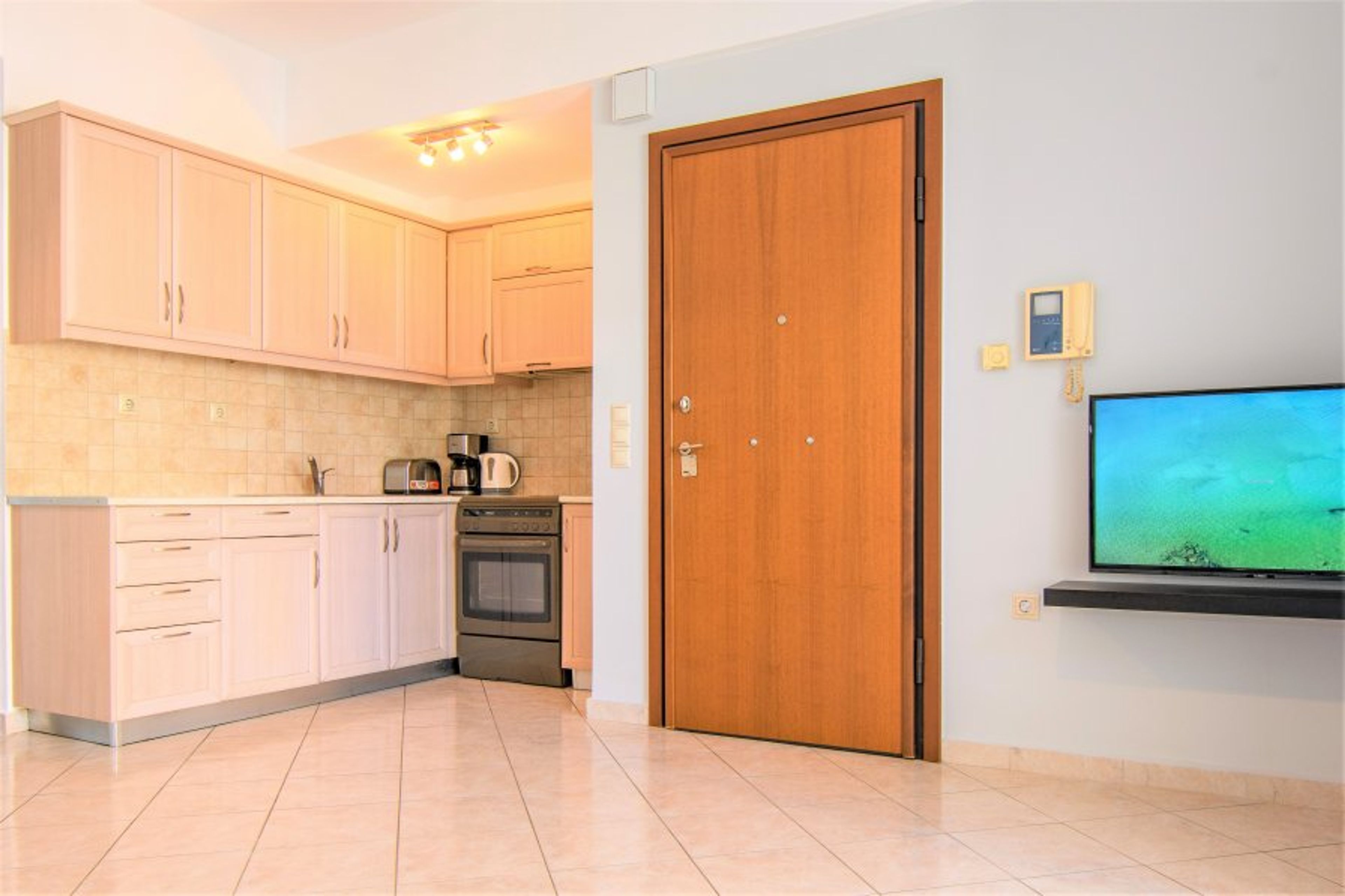 Chania central flat & free private parking in town center