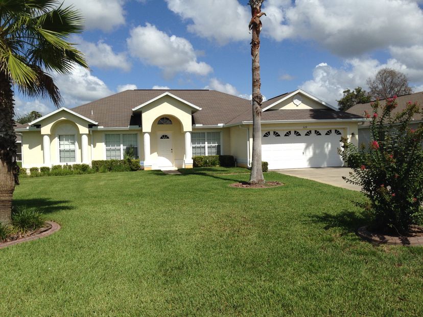 Villa in Sunridge Woods, Florida