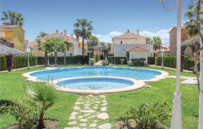 Villa in Oliva, Spain