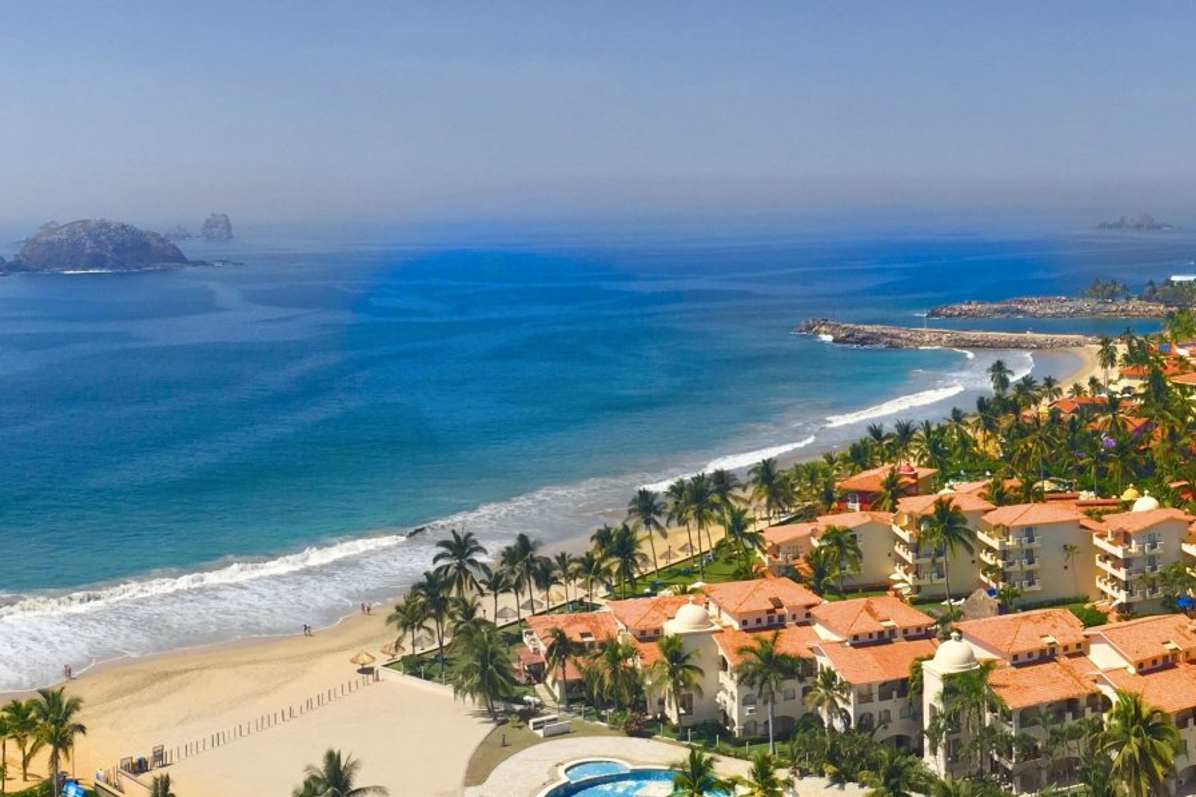 The view from the terraza at SEA SUN SUITE includes view of the Marina