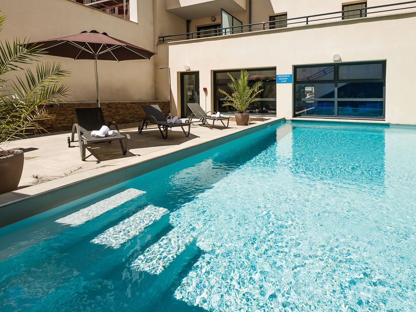 Apartment in Saint-Charles-Golf, France