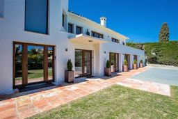 Villa with swimming pool in Marbella, Costa del Sol