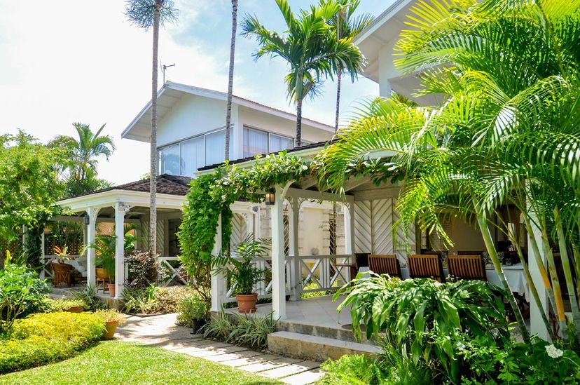 Town_house in Holetown, Barbados
